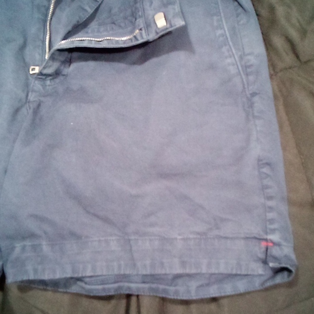 Orlebar Brown Deep Blue Bulldog Shorts. Size 30 - Picture 6 of 9